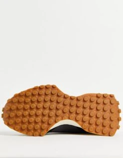 New Balance 327 Trainers In Black For Unisex -New Balance Shop 200495467 4