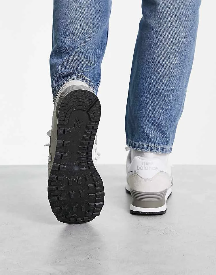 New Balance 574 Trainers In Off-white With Grey Detail For Unisex 4 New Balance 574 Trainers In Off-white With Grey Detail For Unisex - Image 2