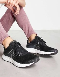 New Balance Running 520 Trainers In Black And White For Men