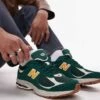 New Balance 2002 Collegiate Trainers In Green And Gold Exclusive At ASOS For Unisex Dark Green 2 New Balance 2002 Collegiate Trainers In Green And Gold Exclusive At ASOS For Unisex Dark Green -New Balance Shop 205433997 1 darkgreen