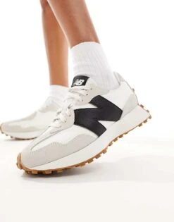 New Balance 327 Trainers With Gum Sole In White And Black For Unisex -New Balance Shop 205508906 1 white 1