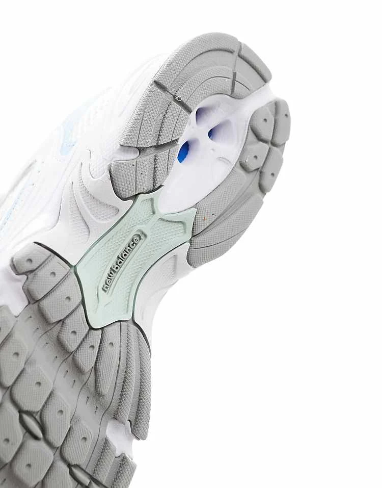 New Balance 530 Trainers In White And Light Blue For Unisex 6 New Balance 530 Trainers In White And Light Blue For Unisex - Image 4