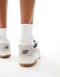 New Balance 550 Trainers In Sea Salt And Black For Unisex Cream -New Balance Shop 205509104 3