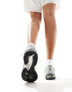 New Balance 1906 Neon Unisex Trainers In Green - Exclusive At ASOS For Unisex -New Balance Shop 205898311 3