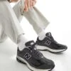 New Balance 2002 Trainers In Grey For Unisex