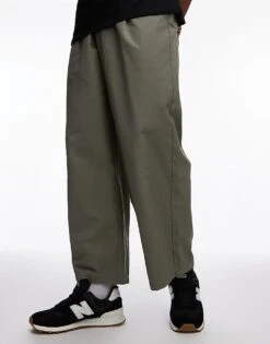 New Balance 574 Trainers In Black And White For Unisex 13 New Balance 574 Trainers In Black And White For Unisex -New Balance Shop 206019811 1 black 1