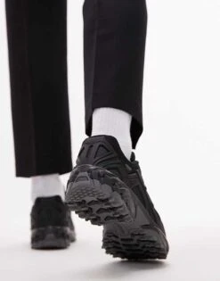 New Balance 610 Trainers In Black For Unisex -New Balance Shop 206020041 3