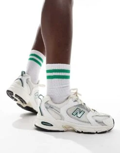 New Balance 530 Trainers In White & Green For Unisex