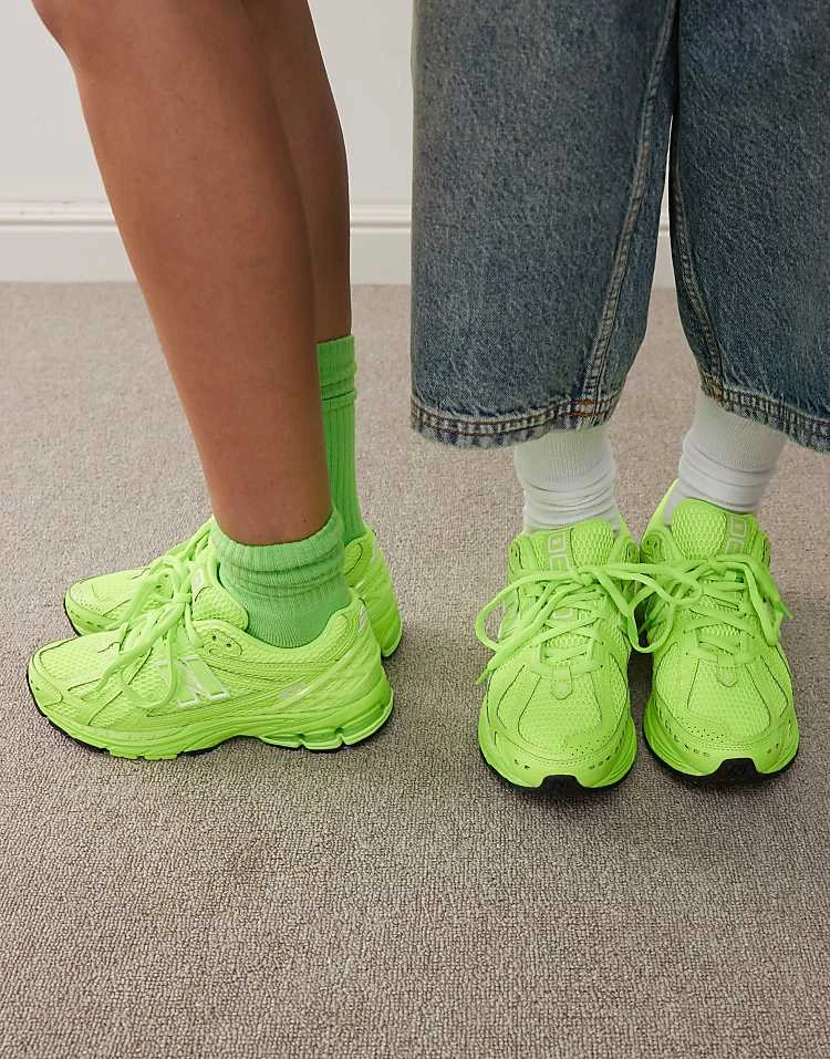 New Balance 1906 Trainers In Neon Green - Exclusive To ASOS For Unisex 6 New Balance 1906 Trainers In Neon Green - Exclusive To ASOS For Unisex - Image 4