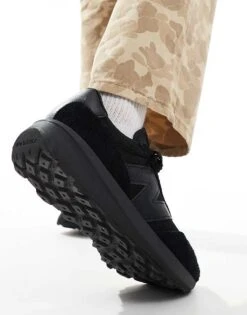 New Balance 370 Trainers In Triple Black For Unisex -New Balance Shop 206661956 5