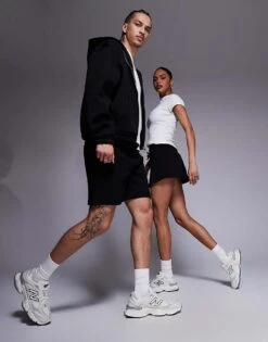 New Balance 9060 Trainers In Cream For Men 9 New Balance 9060 Trainers In Cream For Men -New Balance Shop 206980123 3