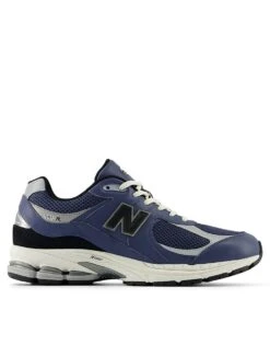 New Balance 2002r Trainers In Blue For Men