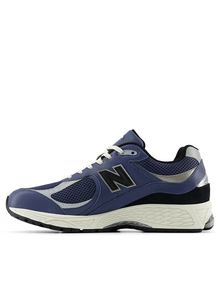 New Balance 2002r Trainers In Blue For Men 5 New Balance 2002r Trainers In Blue For Men - Image 3