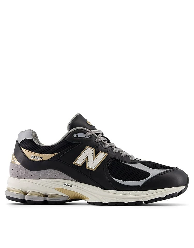 New Balance 2002r Trainers In Black For Men 3 New Balance 2002r Trainers In Black For Men