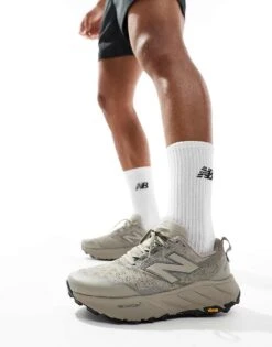 New Balance Hier Running Trainers In Brown For Men