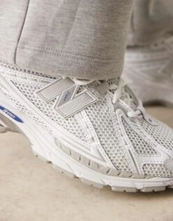 New Balance 1906 Unisex Sneakers In White For Men -New Balance Shop 207238907 4