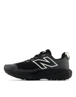 New Balance Fuelcell Venym Trainers In Black For Men