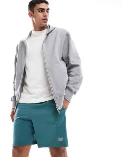 New Balance Sport Essentials Short 7" In Green For Men