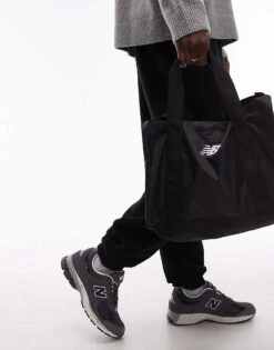New Balance Small Duffle Bag In Black For Men -New Balance Shop 207472835 3