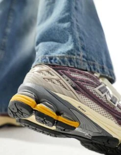 New Balance 1906R Trainers In Grey And Pink For Men 10 New Balance 1906R Trainers In Grey And Pink For Men -New Balance Shop 207789177 3