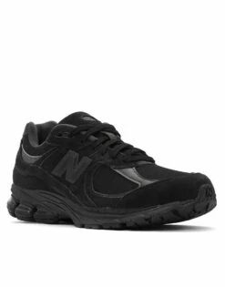 New Balance 2002r Trainers In Black For Unisex