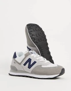 New Balance 574 Trainers In Light Grey Suede For Men Rain Cloud 10 New Balance 574 Trainers In Light Grey Suede For Men Rain Cloud -New Balance Shop 20960404 4